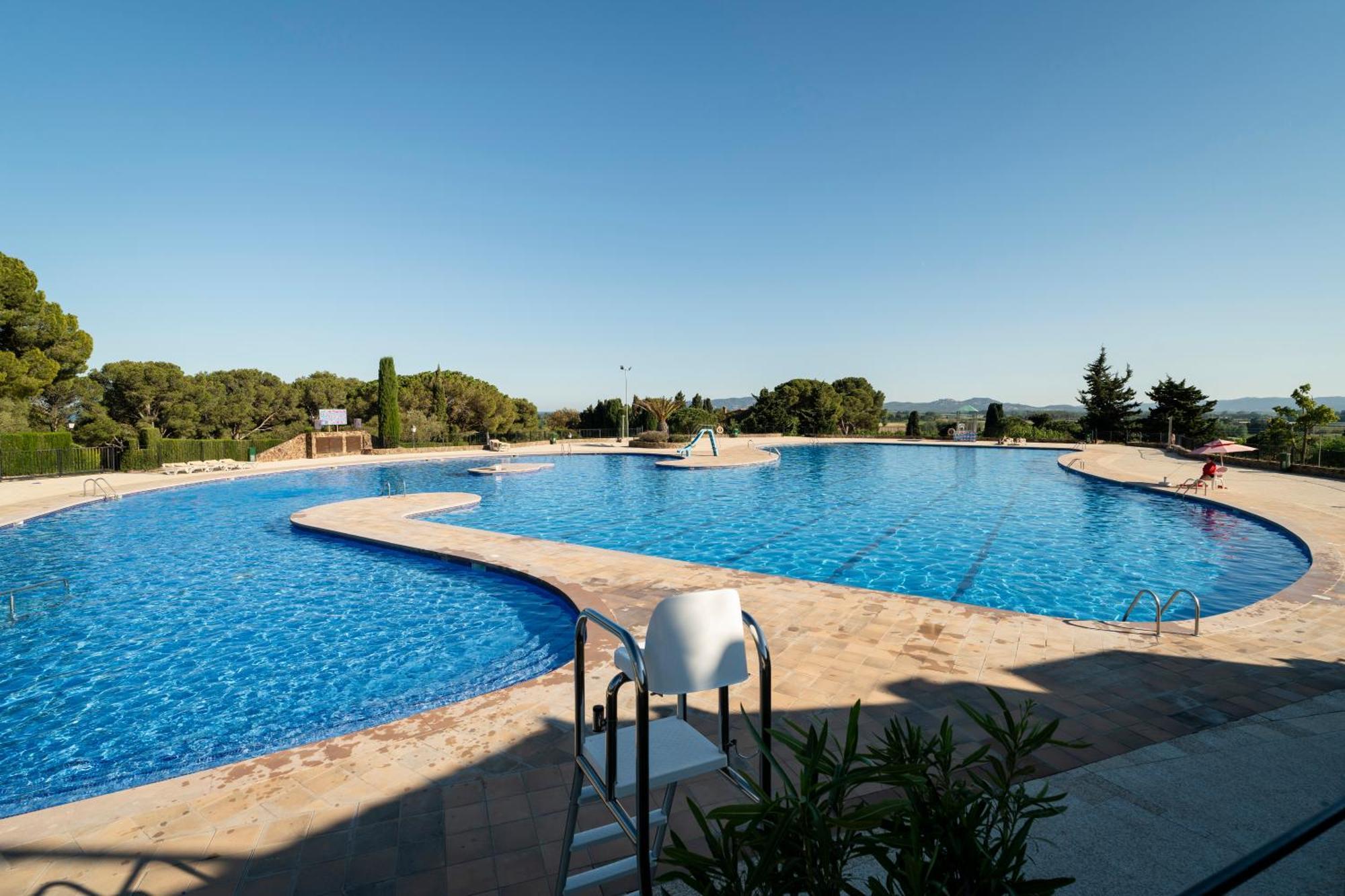Camping Castell Montgri **** أولاستارتيت المظهر الخارجي الصورة