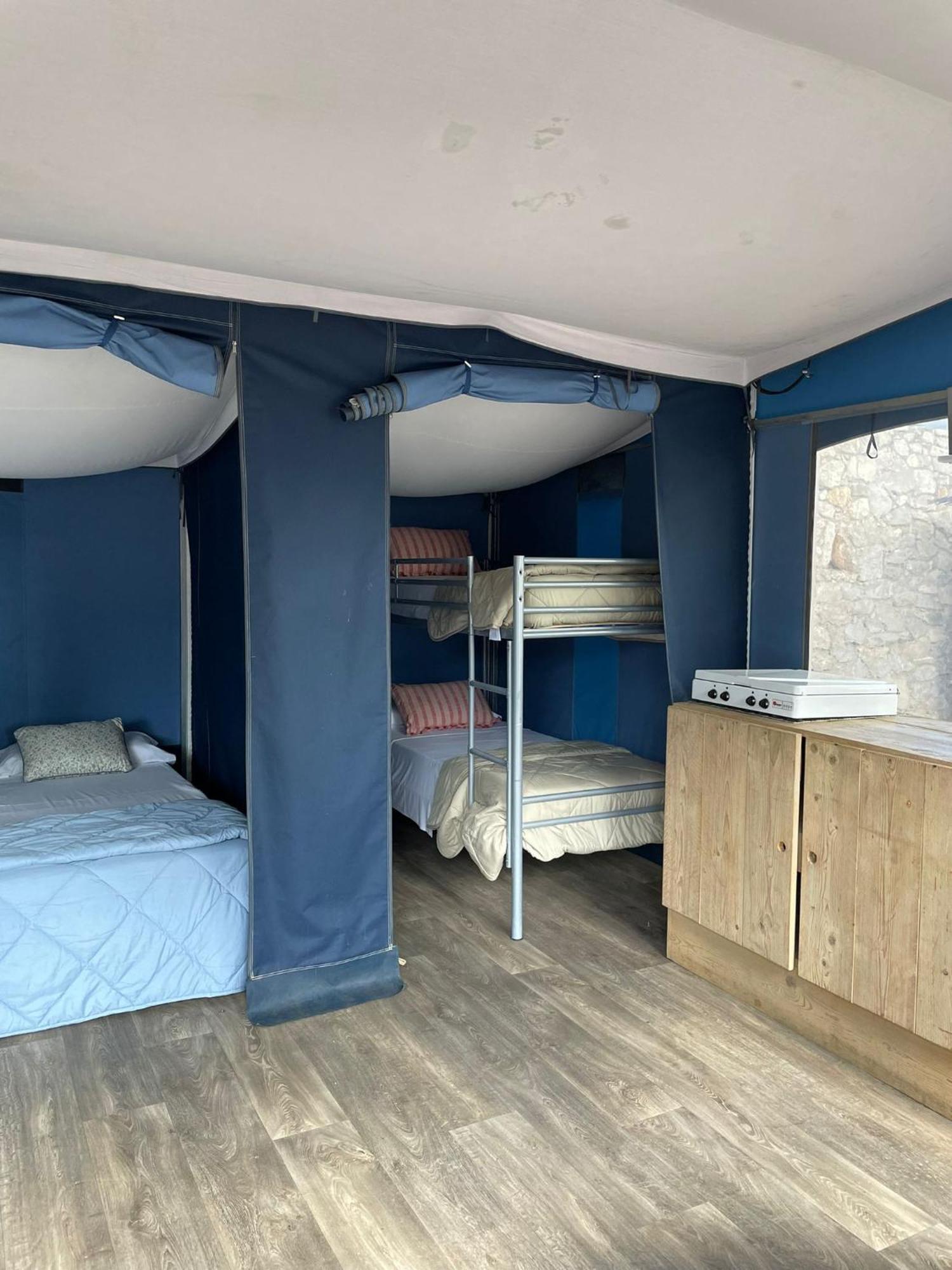 Camping Castell Montgri **** أولاستارتيت المظهر الخارجي الصورة
