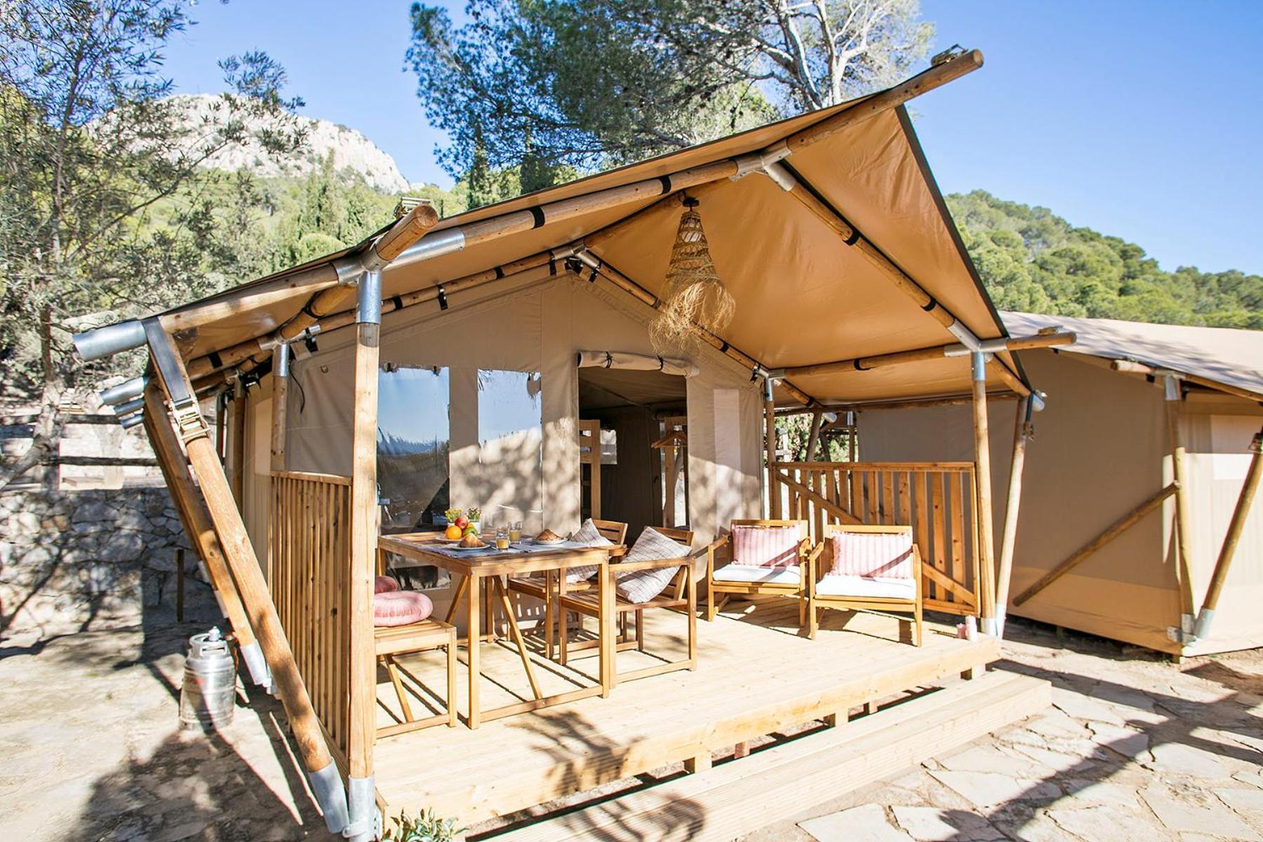 Camping Castell Montgri **** أولاستارتيت المظهر الخارجي الصورة